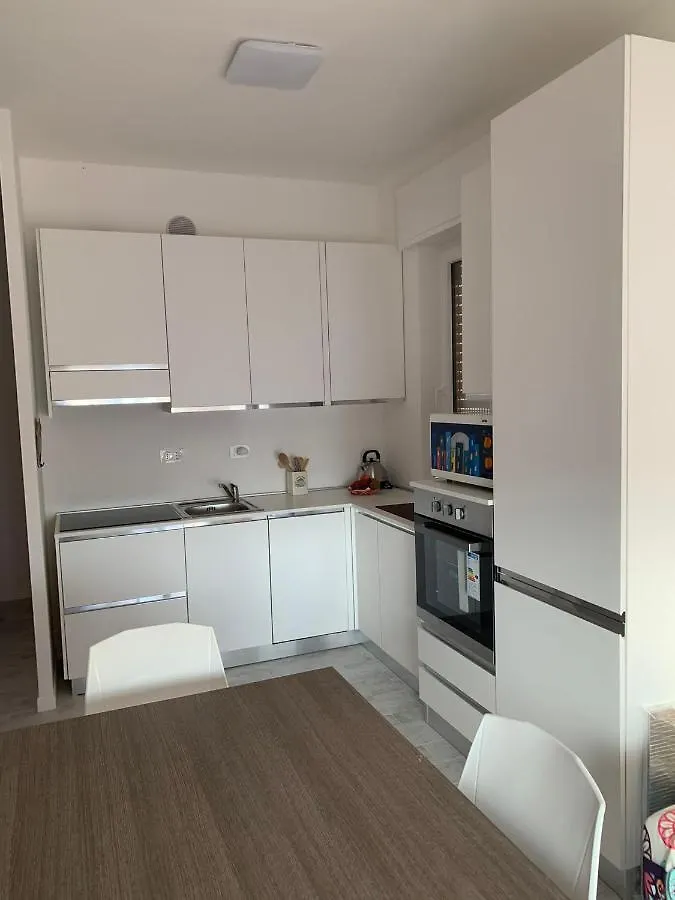 Appartamento Sanbart Mare San Bartolomeo Al Mare Italy
