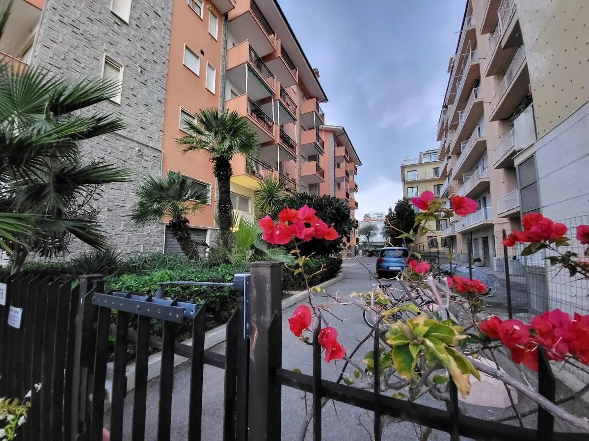 Appartamento Sanbart Mare San Bartolomeo Al Mare Holiday home